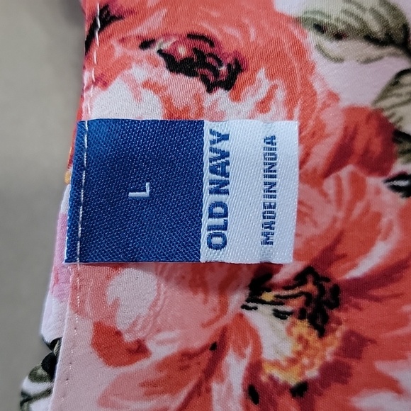 Old Navy Size L "Bed of Flowers" Pink Floral Ruffle Trim Blouse, NEW with Tag - Picture 15 of 16
